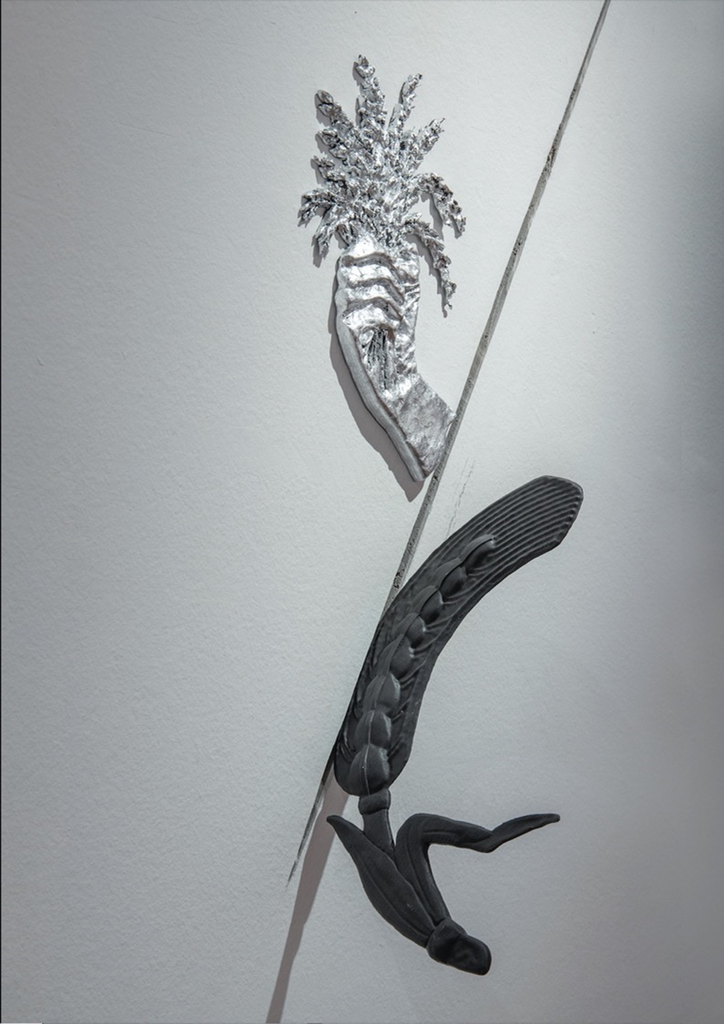 Arando hasta la pared
